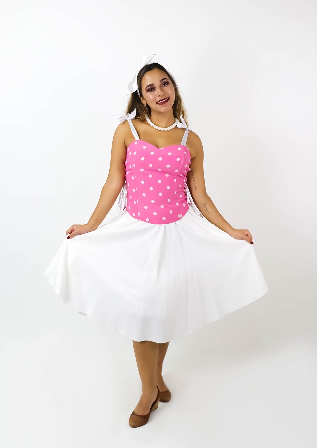 50s Corpete rosa bola saia branca 